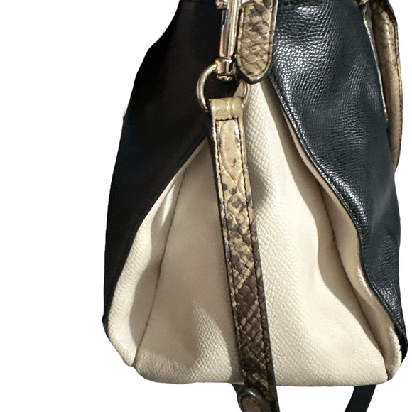 Coach leather black and cream with snakeskin straps very large bag nice - Picture 5 of 17